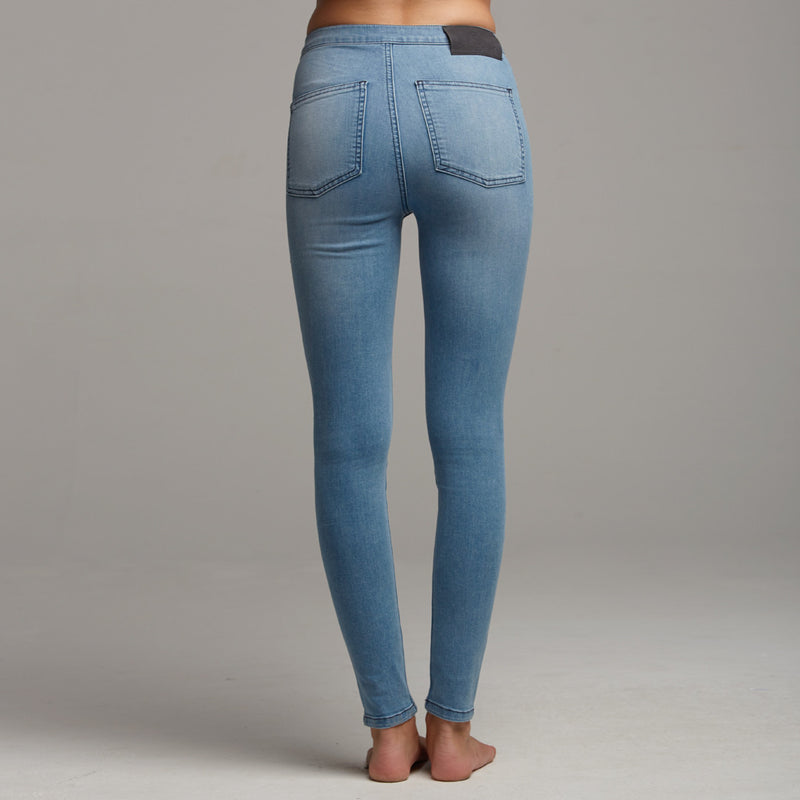 JENI PLAIN BLUE JEANS - CT054